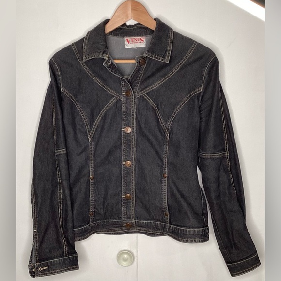 Venus Wonen's Fitted button up Denim Jacket.  4 Pockets, Small - Picture 2 of 11